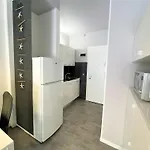 Apartamento Just Steps From The