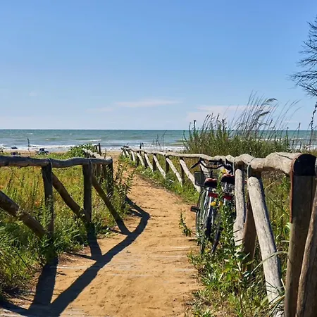 Just Steps From The Lejlighed Bibione