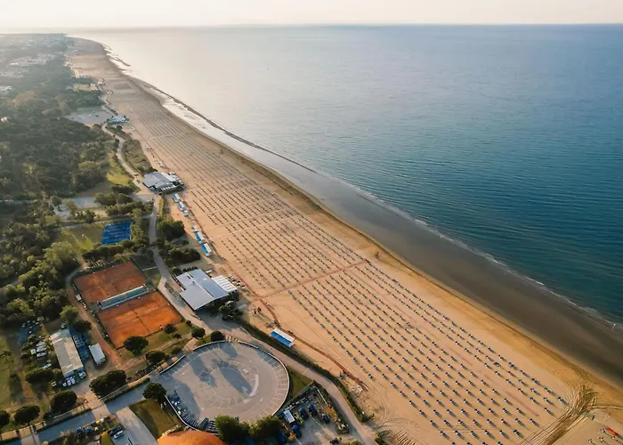 Just Steps From The Apartment Bibione
